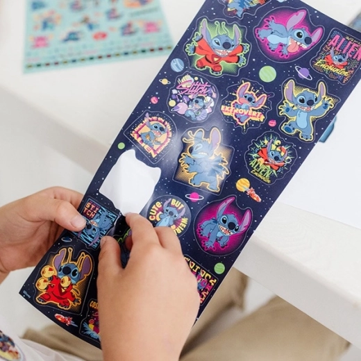 8 planches avec différents styles et effets