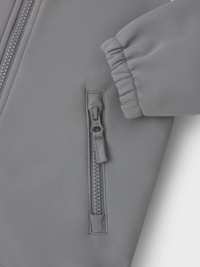 Softshell résistant avec attention aux détails