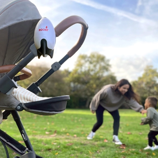 Installation facile grâce au support universel