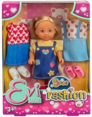 Poupée Evička avec tenues interchangeables