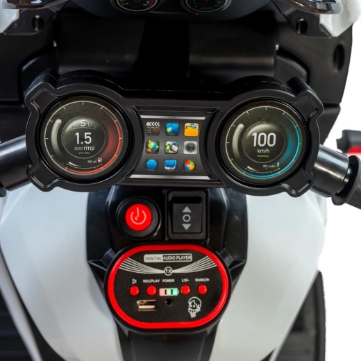 Panneau multimédia et fonctions éducatives