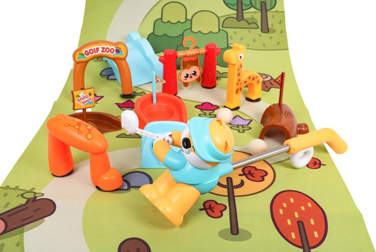 Parcours de golf pour enfants avec animaux