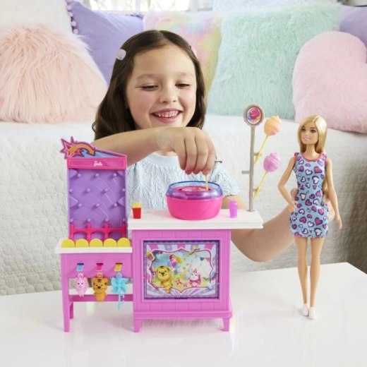 Poupée BARBIE « Malibu » dans une tenue stylée