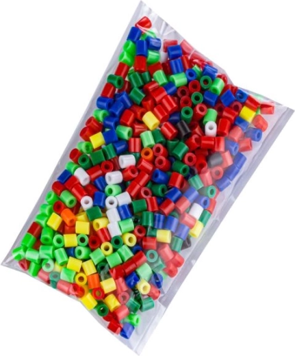 Beaucoup de perles colorées pour la création