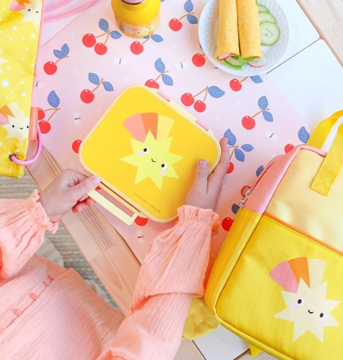 S’accorde avec la gourde et le sac à dos au même design