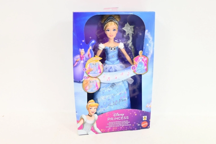 Poupée Disney Princess Cendrillon avec lumières et sons magiques