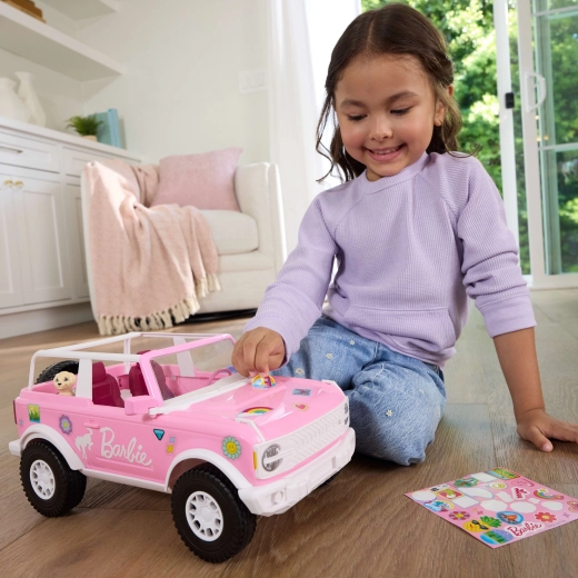 Place pour deux poupées et design tout-terrain Bronco