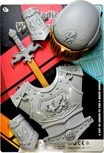 Set de chevalier avec épée argentée, armure et casque