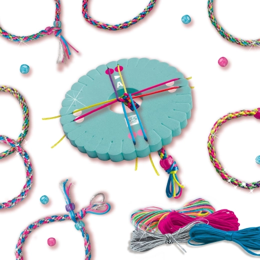 Cordons colorés et perles pour un design original