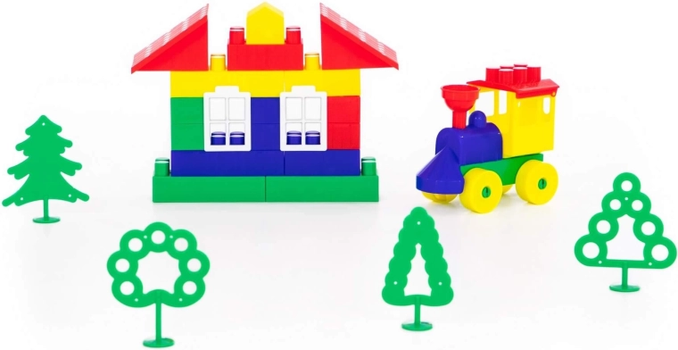 Petit train et accessoires pour le jeu imaginatif