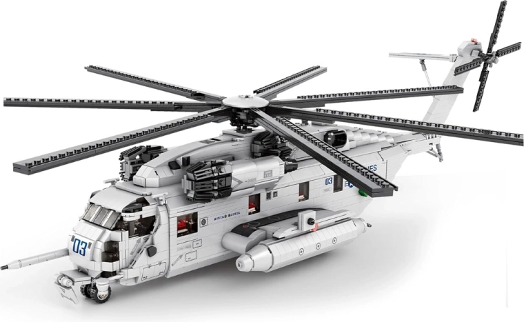 Maquette réaliste du CH-53