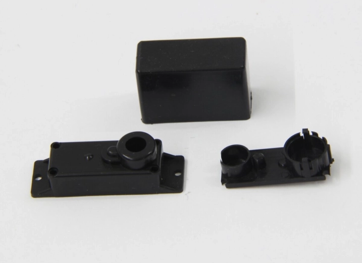 Boîtier pour micro servo Jamara