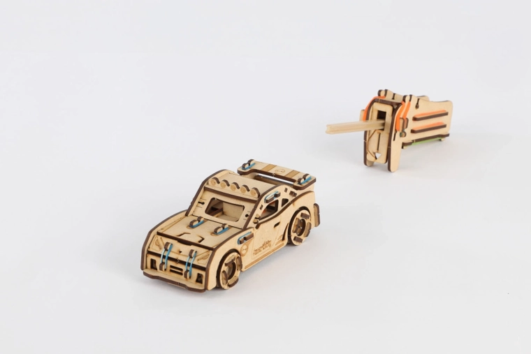 Voiture de course Smartivity