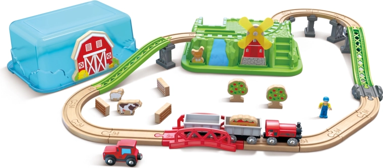 Circuit de train en boîte, train dans la nature