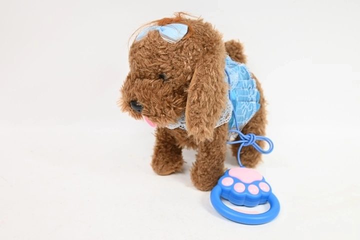 Chien en peluche interactif avec laisse