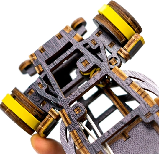 Propulsion par élastique avec une portée jusqu’à 1 mètre