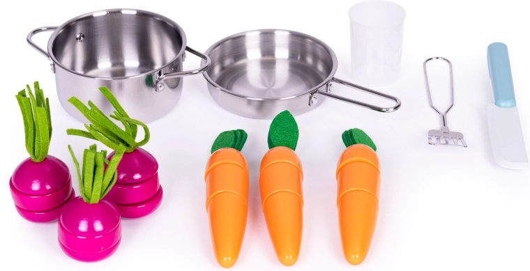 Légumes à découper et couteau sécurisé