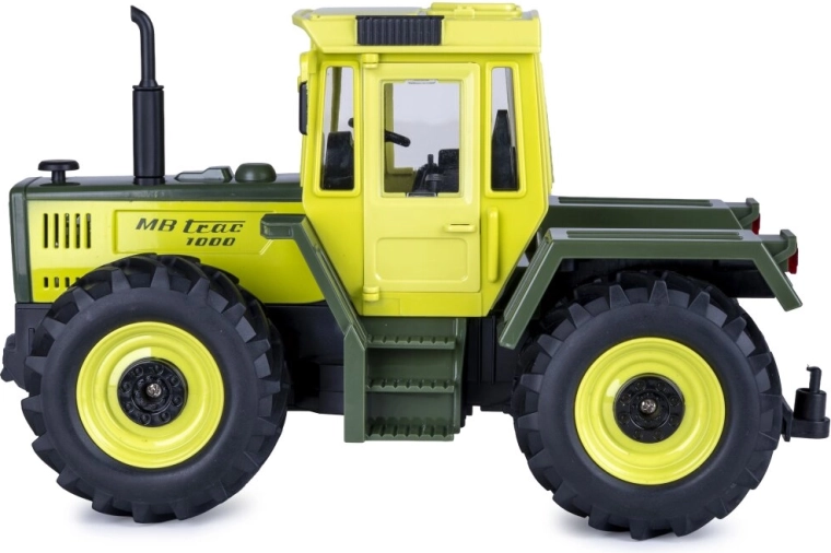 Finition réaliste du tracteur
