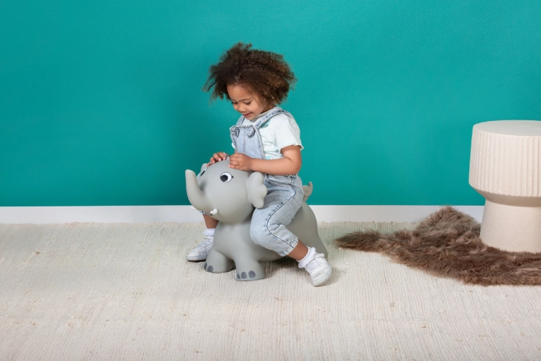 Une activité amusante pour les jeunes enfants