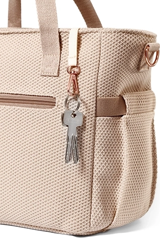 Foulard stylé et porte-clés/tétine pratique