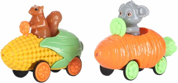 Deux petites voitures adorables avec conducteurs animaux