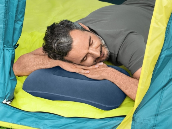 Léger, compact et idéal pour les voyages