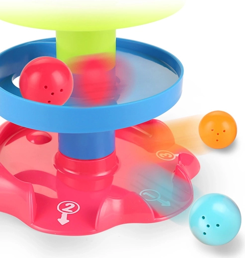 Trois balles hochet