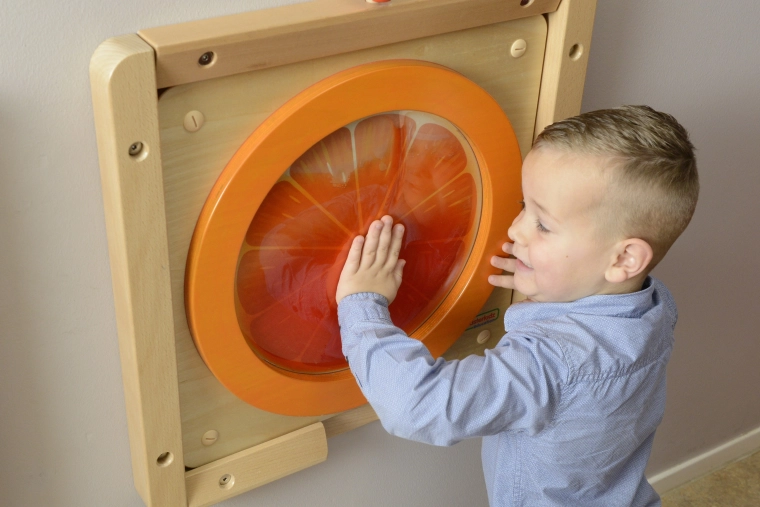 Montage mural sécurisé