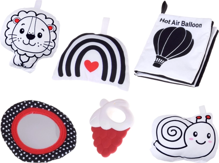 Jouets suspendus pour la motricité et la découverte