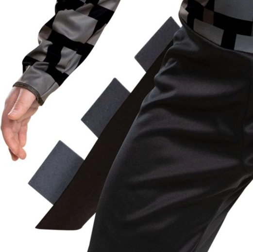 Ailes et queue amovibles