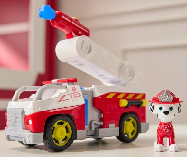 Échelle extensible et rotative