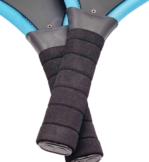 Prise en main confortable et maîtrise à chaque frappe