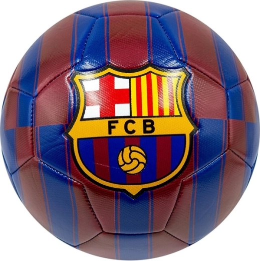 Couleurs domicile du FC Barcelona et écusson bien visible