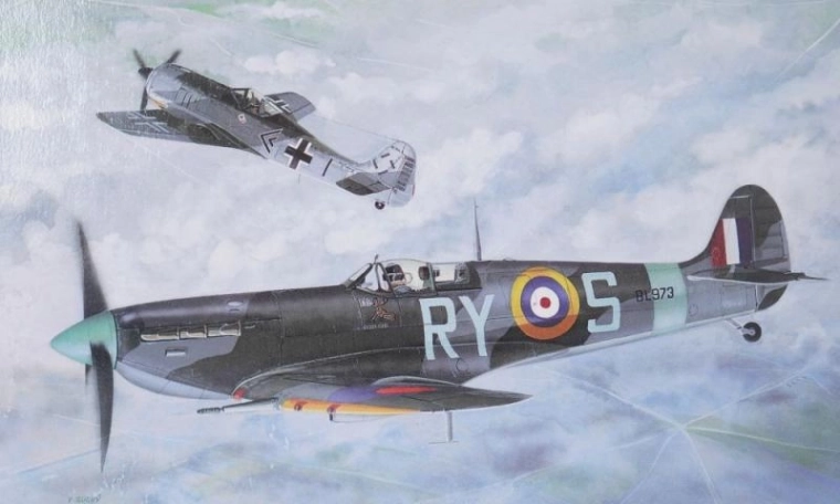 maquette d’avion supermarine spitfire mk.vb 1:72