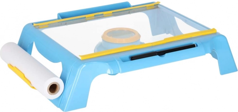 Table à dessin confortable avec dérouleur de papier