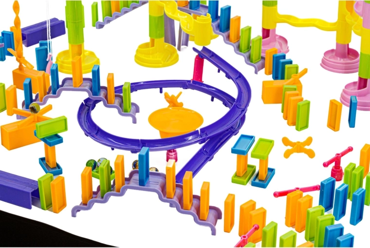 Construction à sa façon – votre enfant devient un petit architecte