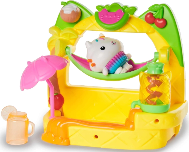 Fête smoothie aux fruits sur le balcon