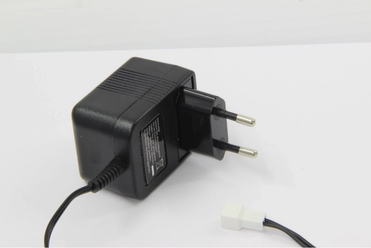 Chargeur secteur JAMARA Z18
