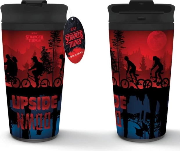 Mug de voyage en plastique Stranger Things 4 avec couvercle