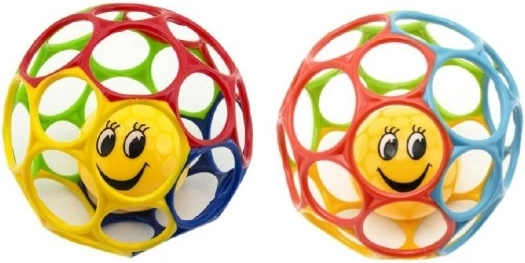 Balle en plastique flexible avec hochet pour enfants