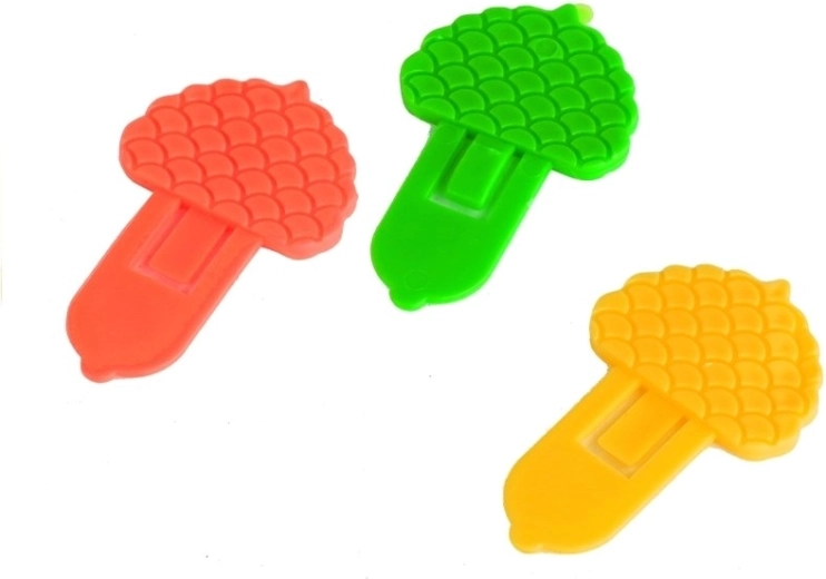 Des glands colorés pour les petites mains
