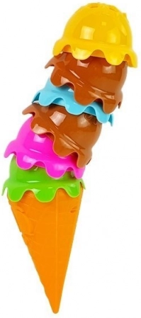 Construction palpitante d’une tour de glaces