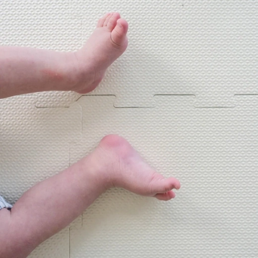 Surface douce et sûre pour les enfants