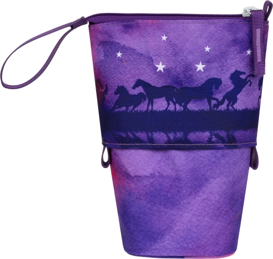 Une trousse qui se transforme en support