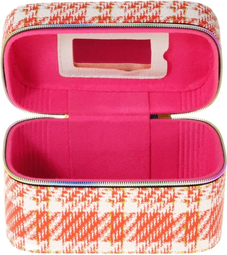 Fermeture zippée et organisation claire