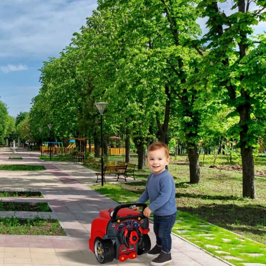 Voiture pousse-pousse pour accompagner la marche