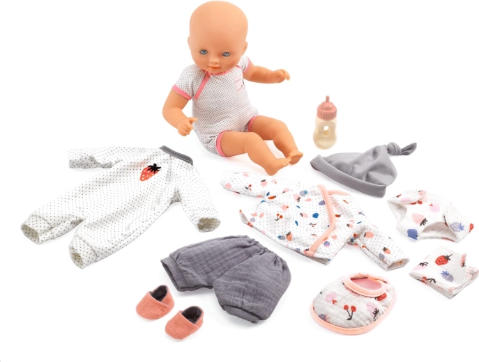 Habillage et soins du bébé