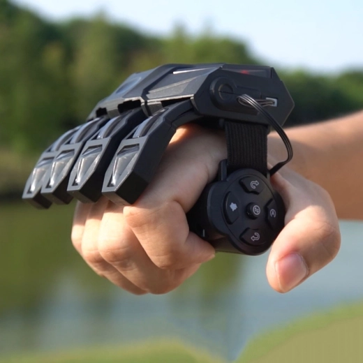 Contrôle par gestes pour une conduite intuitive