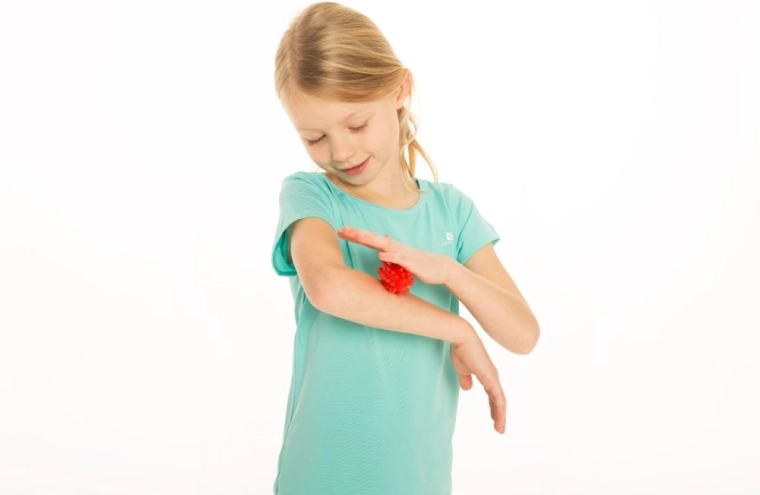 Massage doux et stimulation tactile