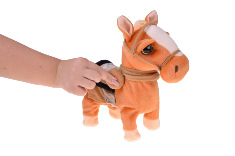 Il danse et bouge au rythme de la country